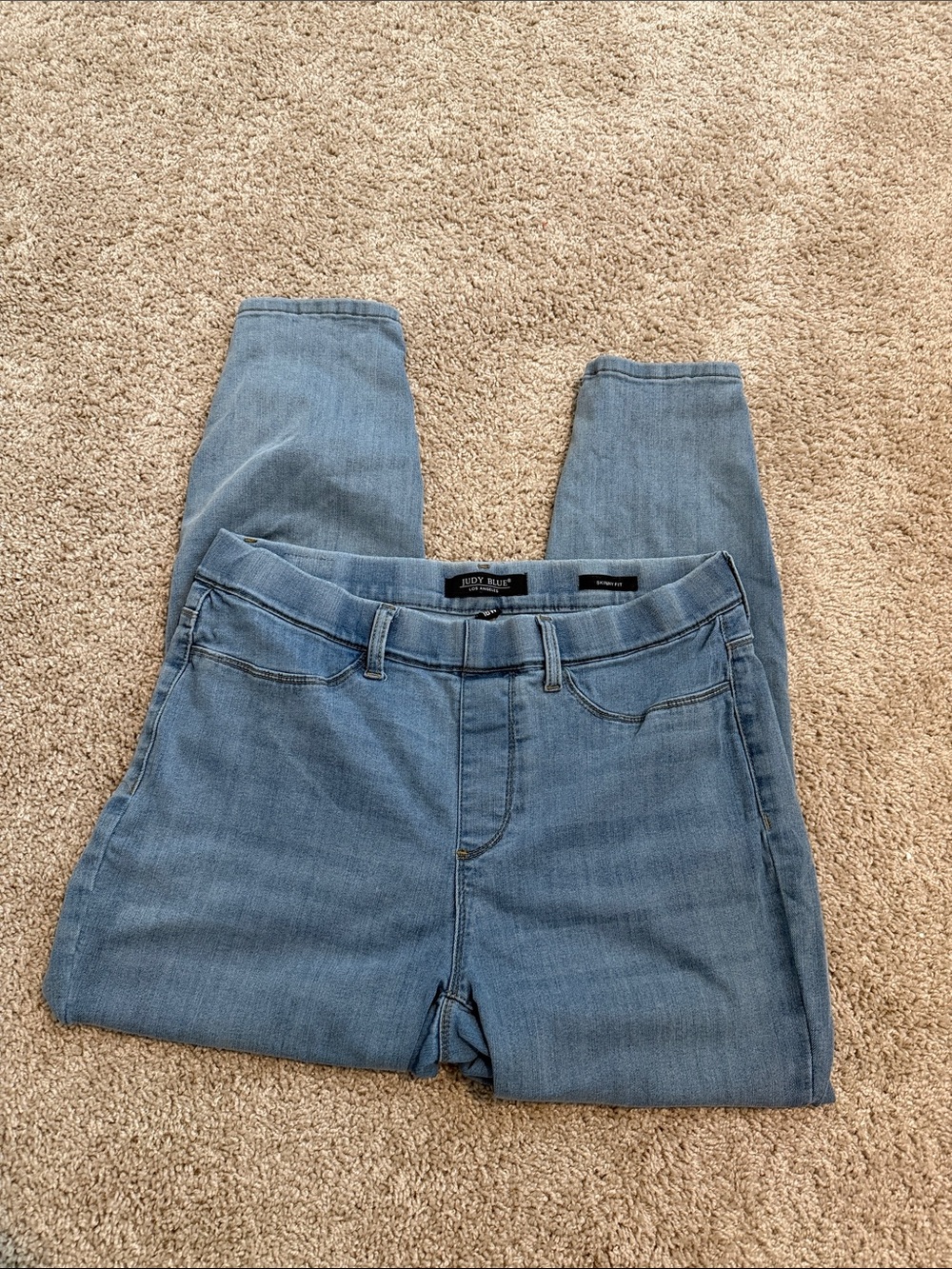 Judy Blue Mid-Light Blue Skinny Jeans